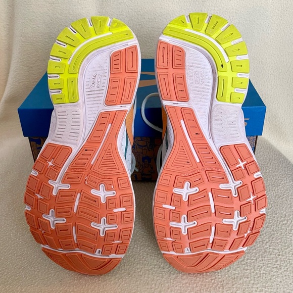 Brooks Trace 3 Women's Running Shoes (Size: 7.5) - Excellent Condition - Picture 11 of 16